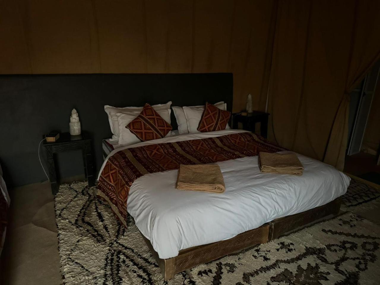 מרזאוגה Erg Chebbi Romantic Desert Camp מראה חיצוני תמונה